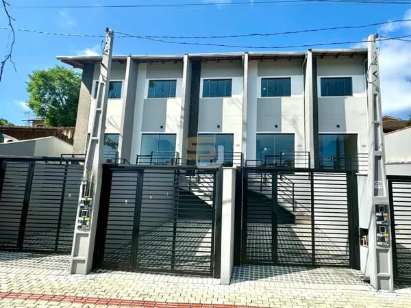 Sobrado Pronto Para Morar no Salto Norte - Blumenau