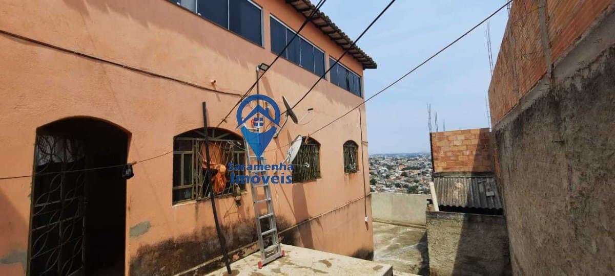 Casa Padrão para Venda em Tupi Belo Horizonte-MG
