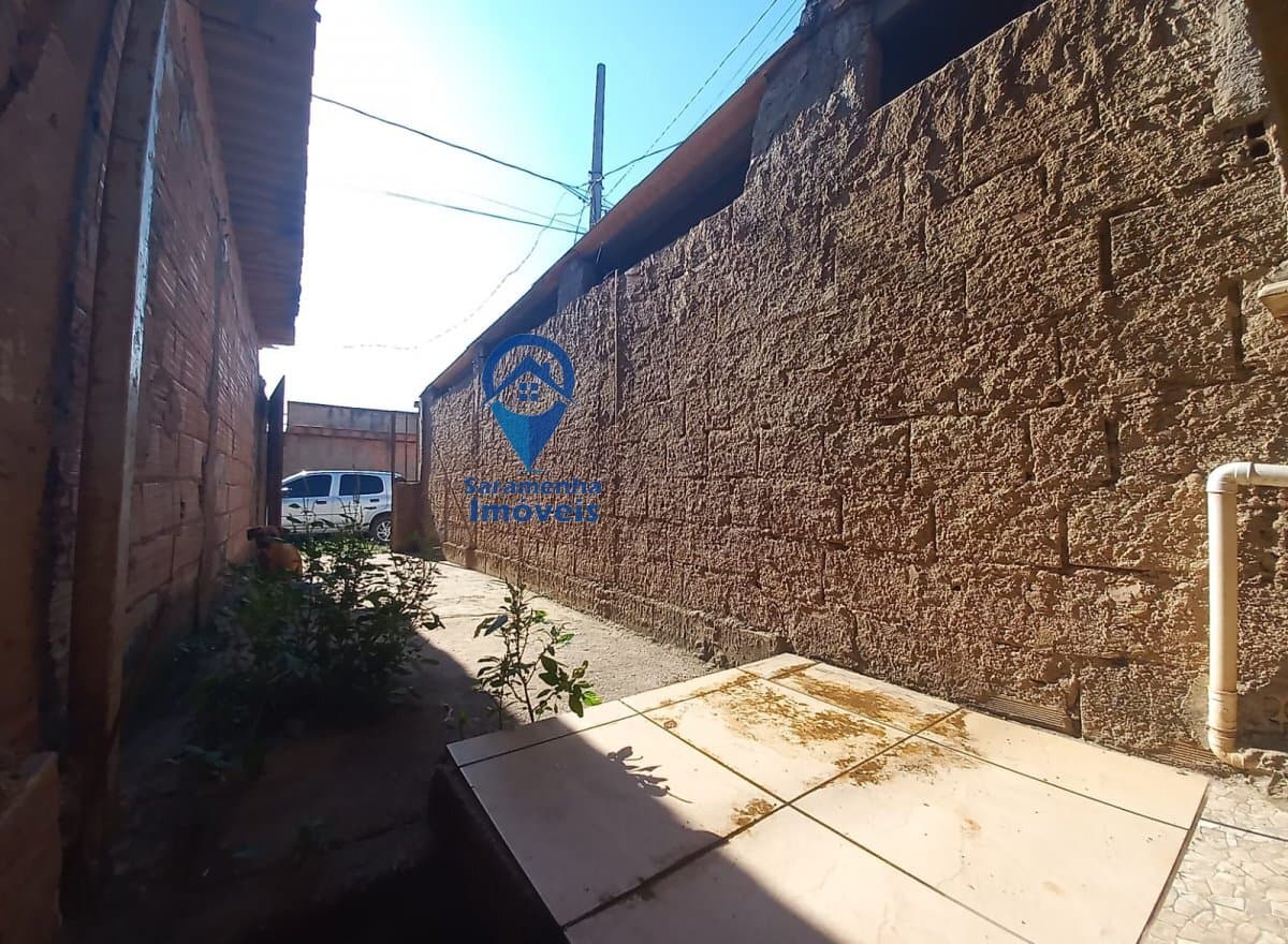 Casa Padrão para Venda em Vila Íris Santa Luzia-MG