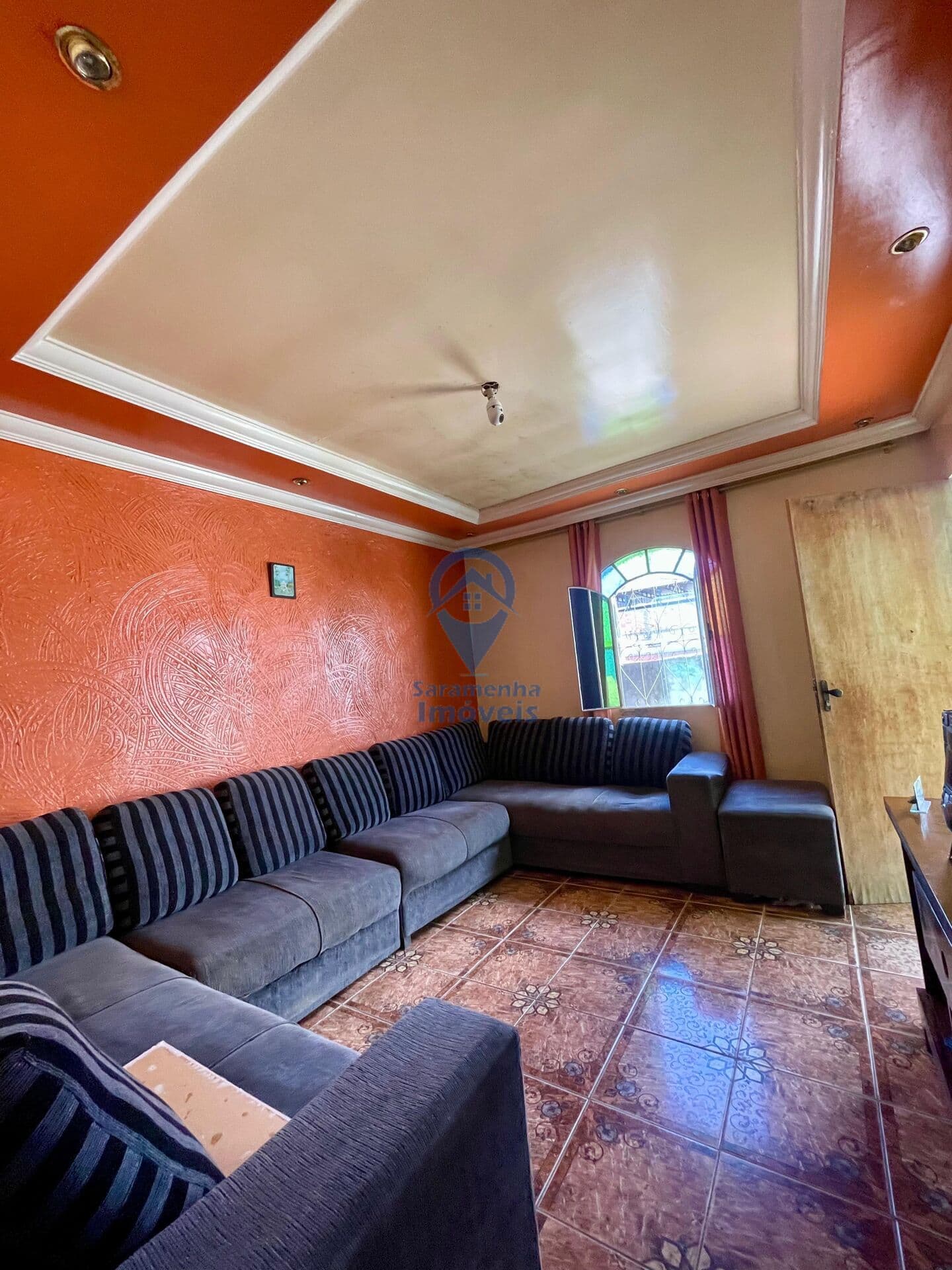 Casa ampla no Monte Azul BH, com área total 235m²