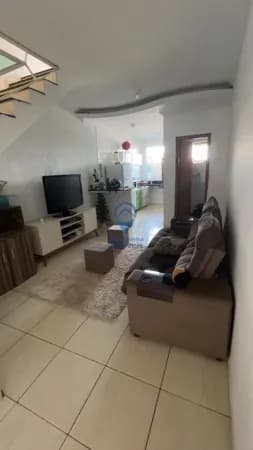 EXCELENTE APARTAMENTO NO BAIRRO SÃO JANUARIO NO VALOR DE R$ 215 MIL