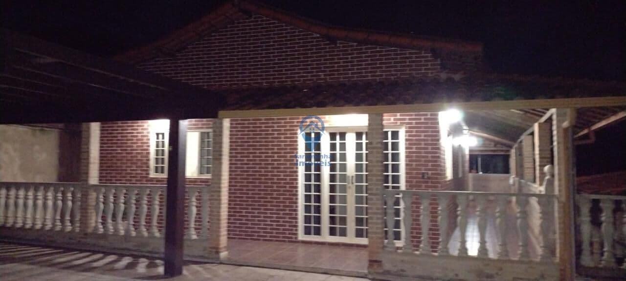 MARAVILHOSA CASA NO BAIRRO VARZEA DO SOLAR II EM CAPIM BRANCO