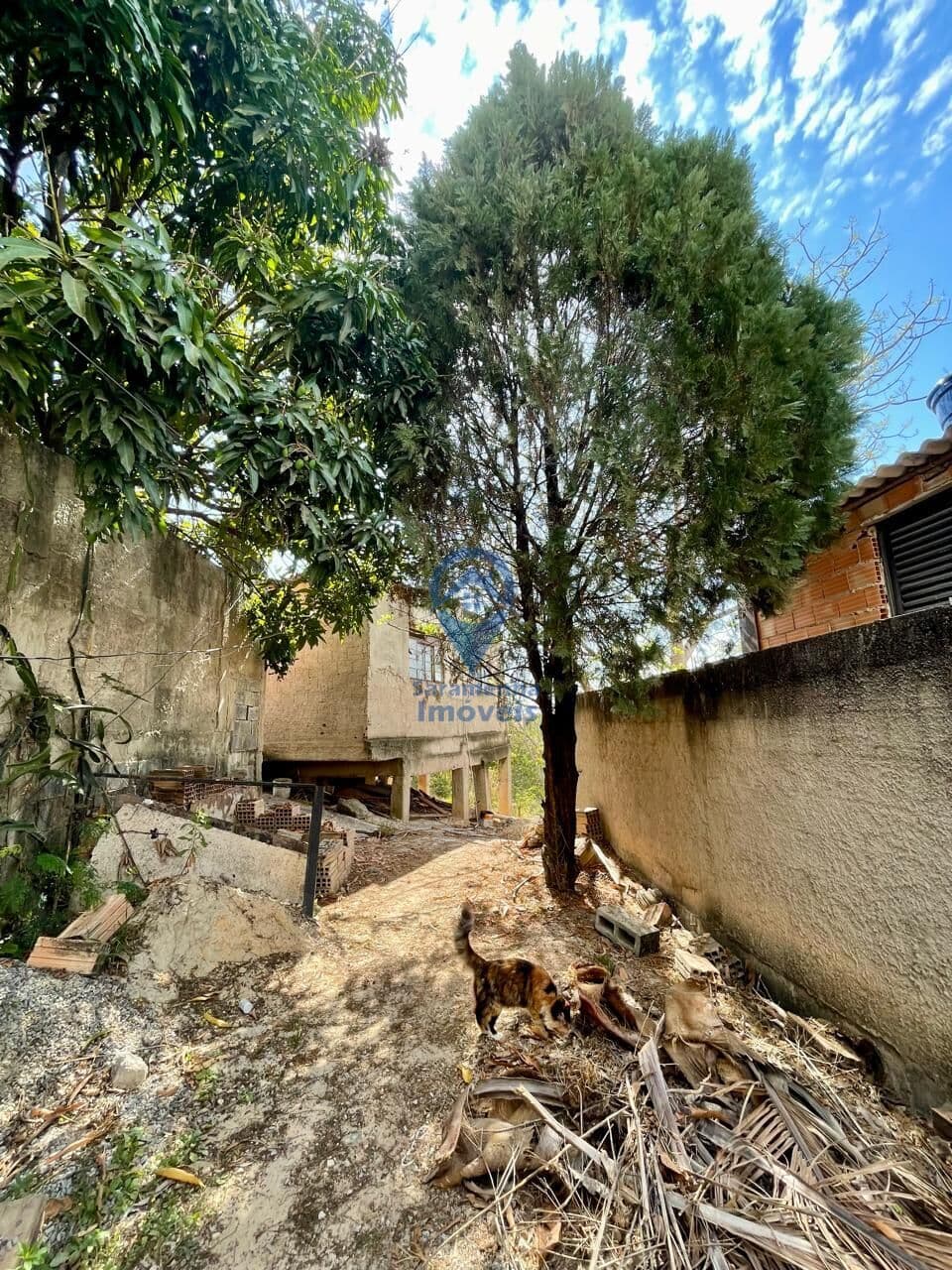 Casa simples em fase de acabamento – Bairro Tupi, Belo Horizonte – MG.