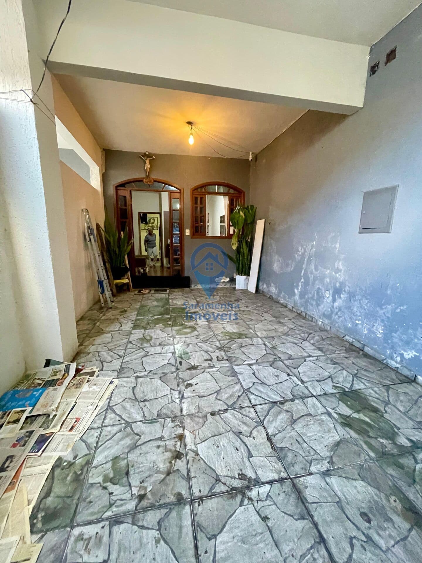 CASA À VENDA – REGIÃO TUPI / JARDIM FELICIDADE, próximo ao Floramar.