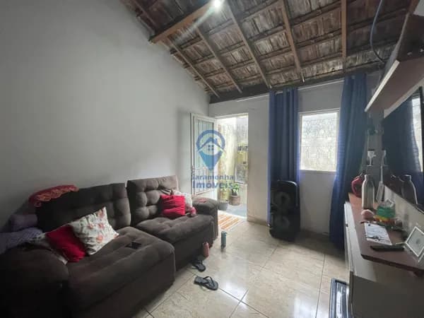 OPORTUNIDADE DE CASA NO BAIRRO AARÃO REIS EM BELO HORIZONTE – MG