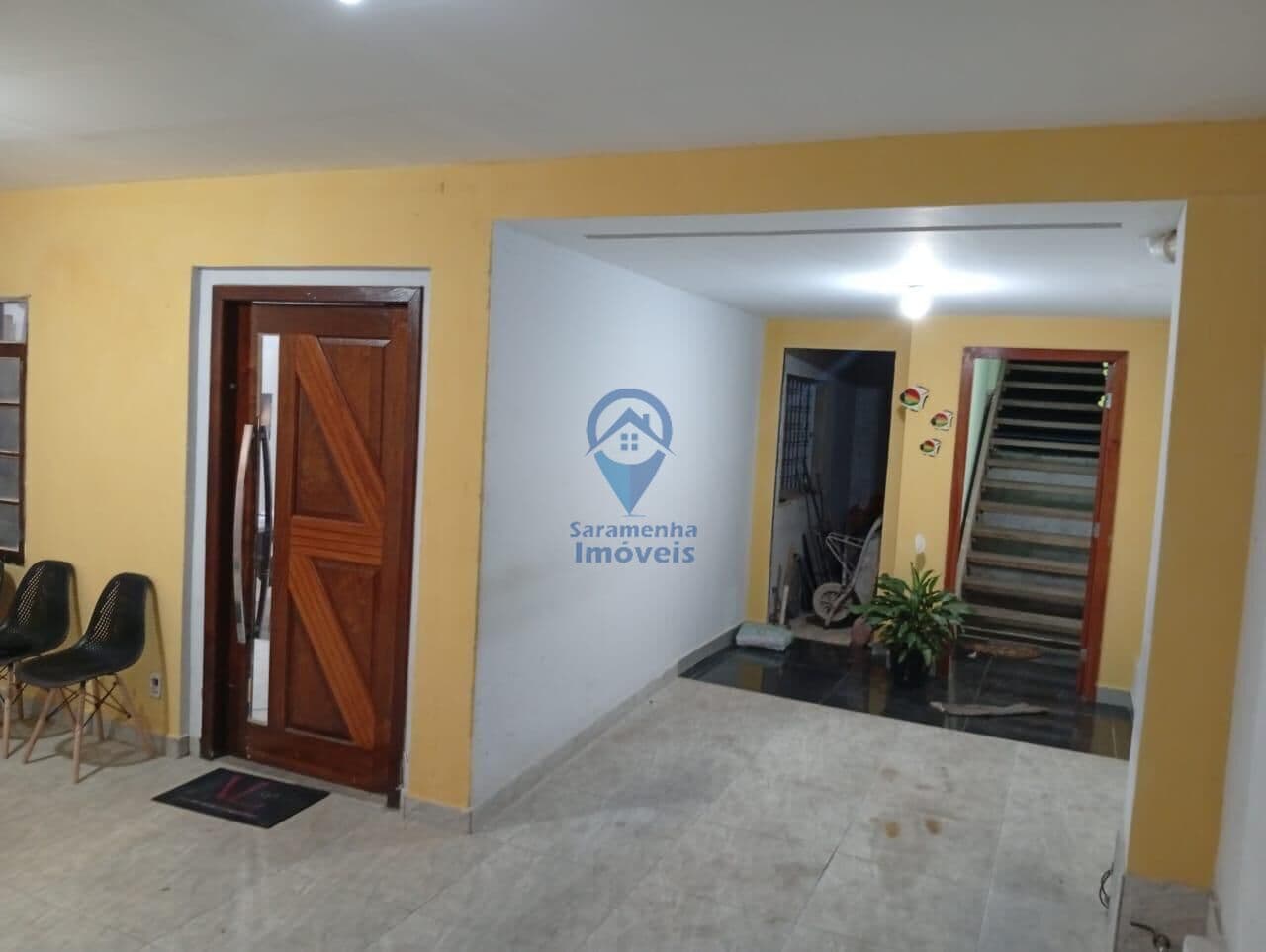 DUAS CASAS – BAIRRO RIBEIRO EM BH.