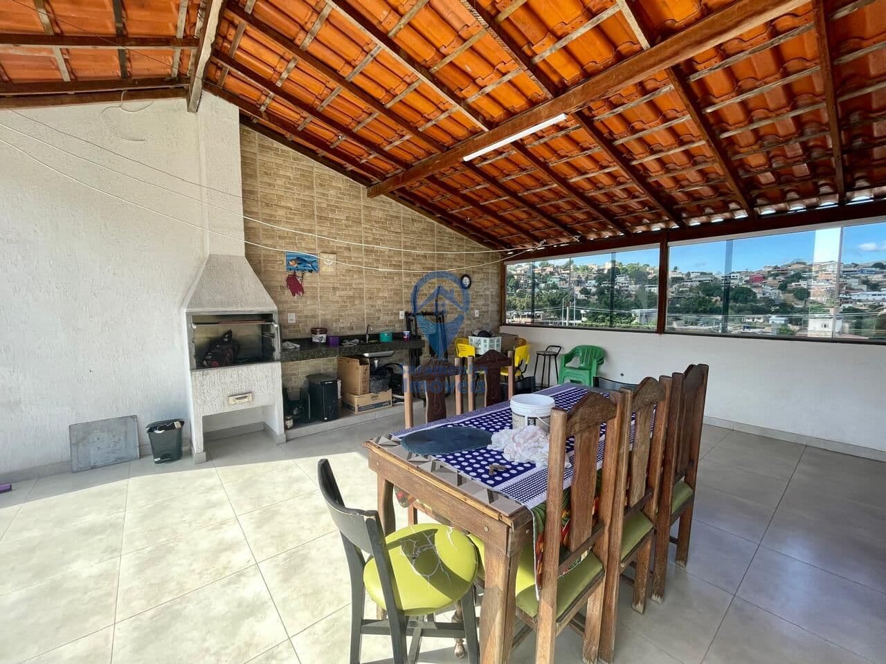 02 CASAS de Luxo no Bairro Novo Tupi – Localização Privilegiada!