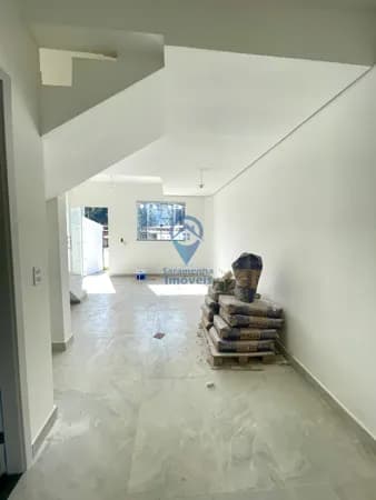 OPORTUNIDADE IMPERDÍVEL – CASA GEMINADA NOVA NO BAIRRO SANTINHO.
