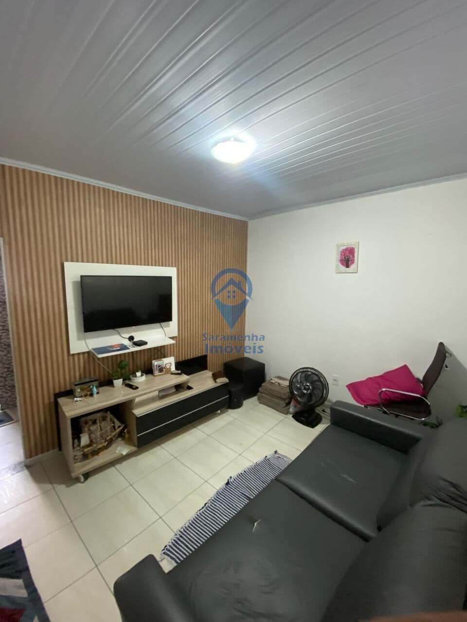 EXCELENTE OPORTUNIDADE DE UMA CASA DE TRÊS PAVIMENTOS NO BAIRRO TUPI