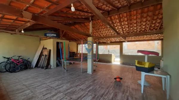 MARAVILHOSA CASA NO BAIRRO OURO MINAS NO VALOR DE R$ 380 MIL.