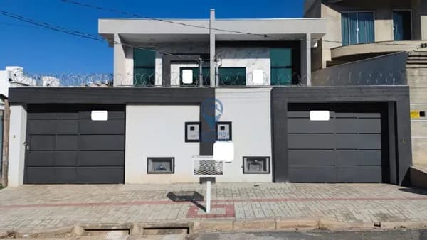MARAVILHOSA CASA GEMINADA DUPLEX COM ESCRITURA, REGISTRO E HABITS