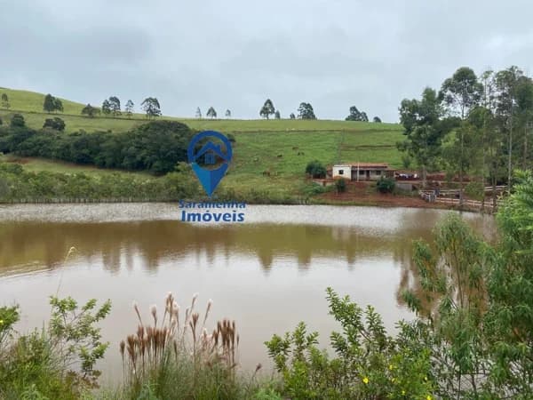 Fazenda para Venda em Centro Desterro de Entre Rios-MG