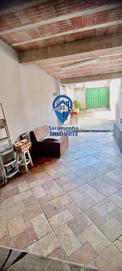 Casa Padrão para Venda em Vista do Sol Belo Horizonte-MG