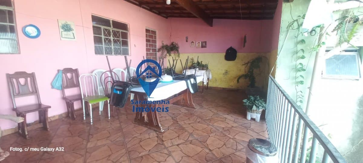 Casa Padrão para Venda em São Benedito Santa Luzia-MG