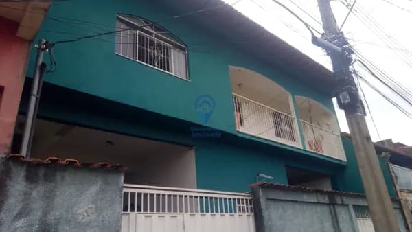 Oportunidade imperdível: 2 imóveis no mesmo terreno!