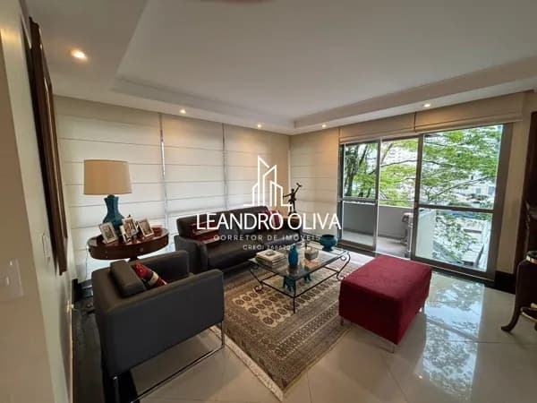 🏡 Apartamento à venda em Moema – Espaço, conforto e localização privilegiada!
