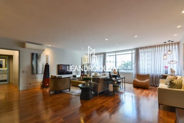 Apartamento tipo para venda em Jardim Paulista com 3 quartos, sendo 2 suítes, 292m²