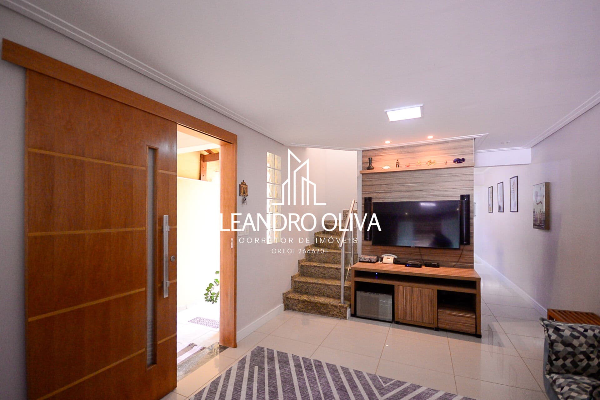 Sobrado à venda com 3 dormitórios (1 suíte) | Vila Brasilina São Paulo/SP