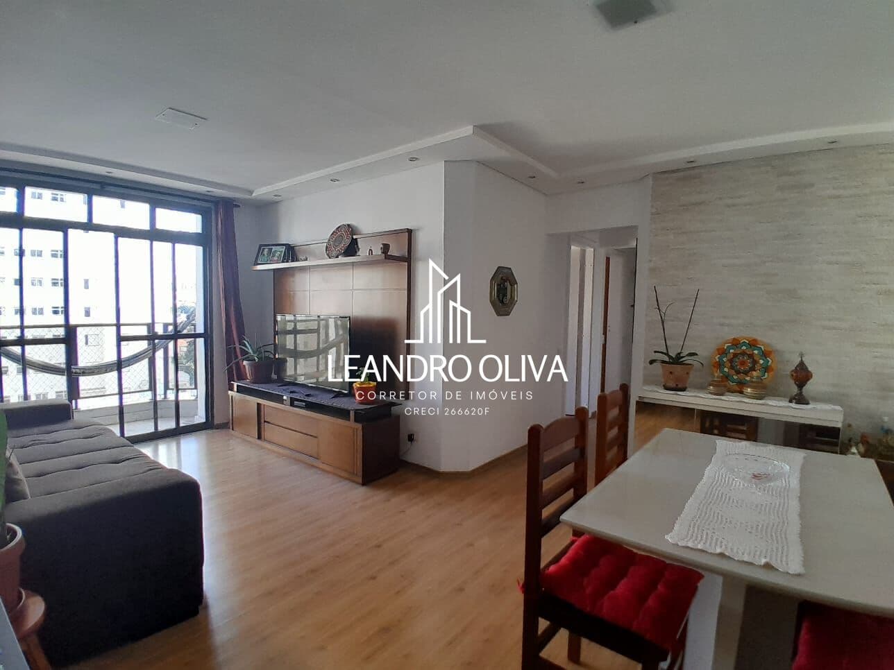 Apartamento à venda na Saúde – 102 m² | 3 dormitórios | 2 vagas | Mobiliado