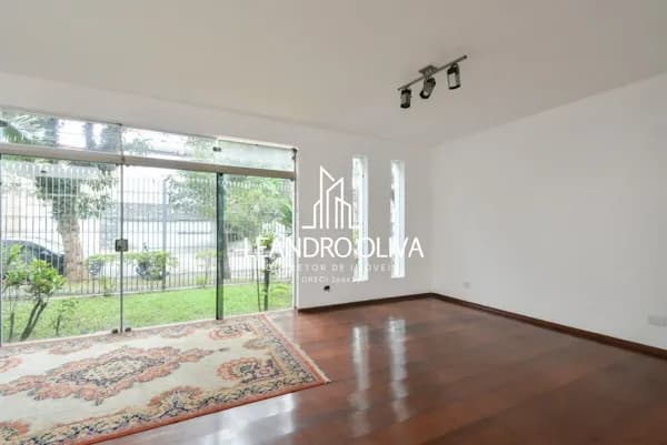Sobrado à Venda no Planalto Paulista 331m² | 4 Dorms | Espaço, Conforto e Sofisticação