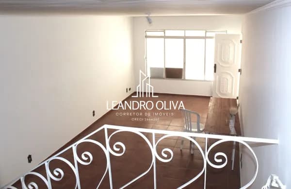 Excelente Sobrado para Venda e Locação – 208 m² | 3 Dormitórios | 3 Vagas