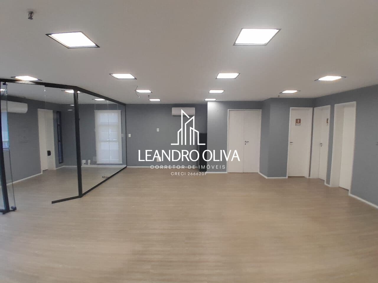 Sala/Conjunto em São Paulo - Jardim Paulista