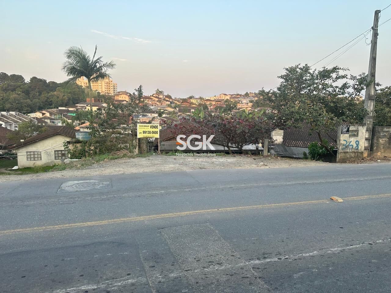 Terreno no Jarivatuba com 653 m² | Frente para a Rua Jarivatuba (Faixa Viária) | Potencial Construtivo