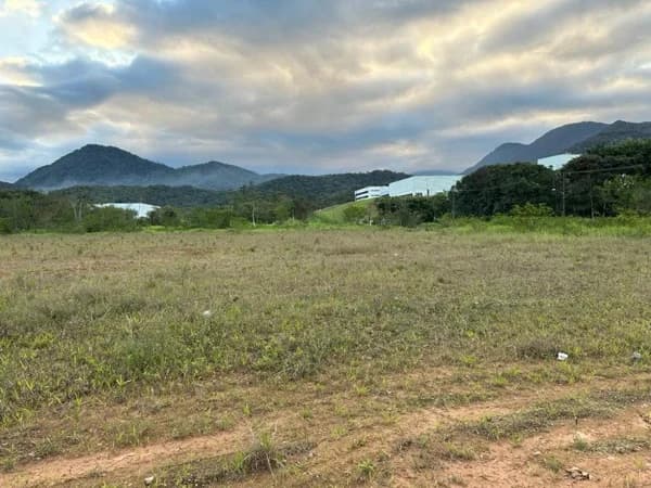 Terreno Industrial com 26.737 m² no Distrito Industrial Norte – Joinville/SC