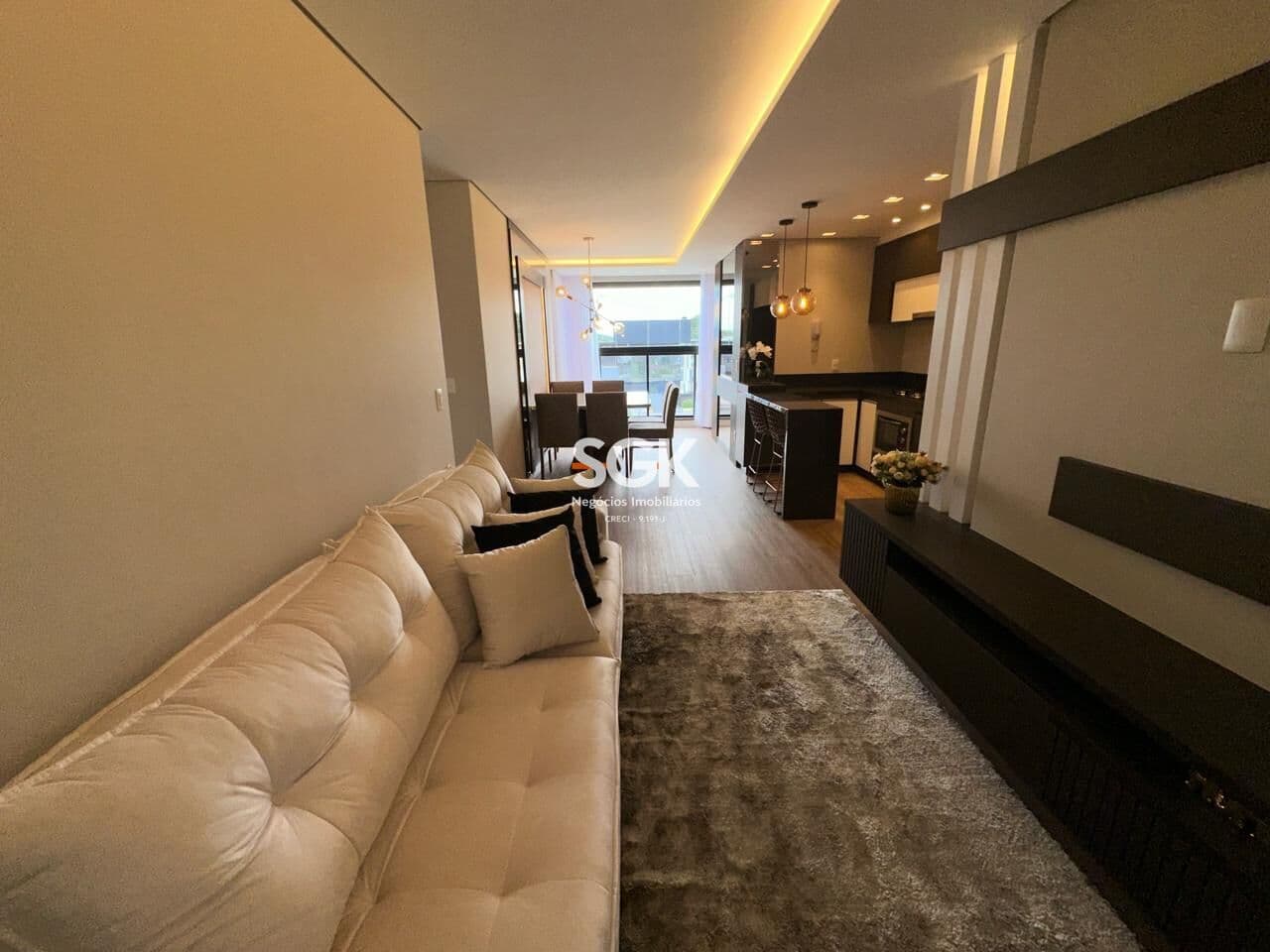 Apartamento Moderno com 2 Suítes e 2 Vagas no Anita Garibaldi – MOBILIADO