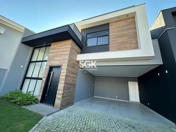 Casa Alto Padrão em Saguaçu, Joinville/SC