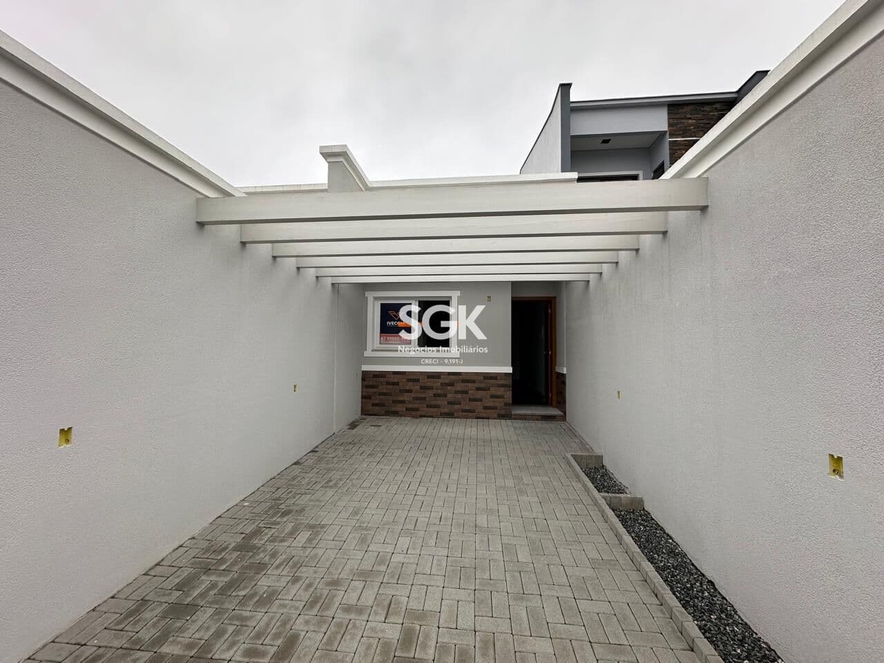 Casa Geminada com 2 Quartos no João Costa | 69m² em Joinville