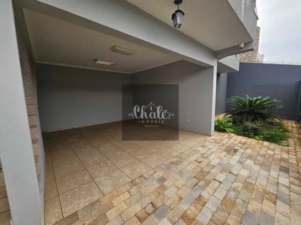 Sobrado em Passos - Santa Casa