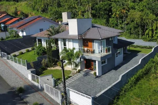 Casa alto padrão em Timbó