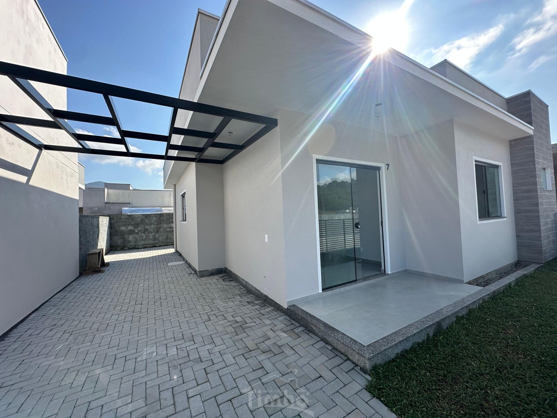 Casa Nava com Suíte a Venda