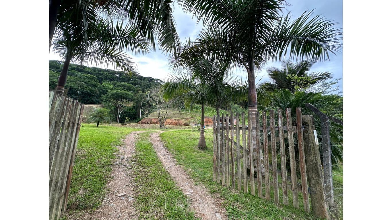 Lindo Sitio a Venda em Timbó