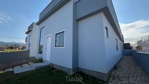 Casa em Indaial com 3 quartos