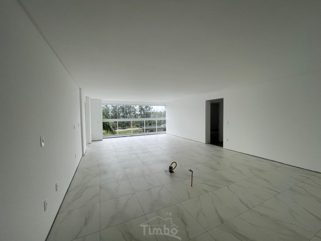 Maravilhoso Apartamento no Centro da Cidade e Venda