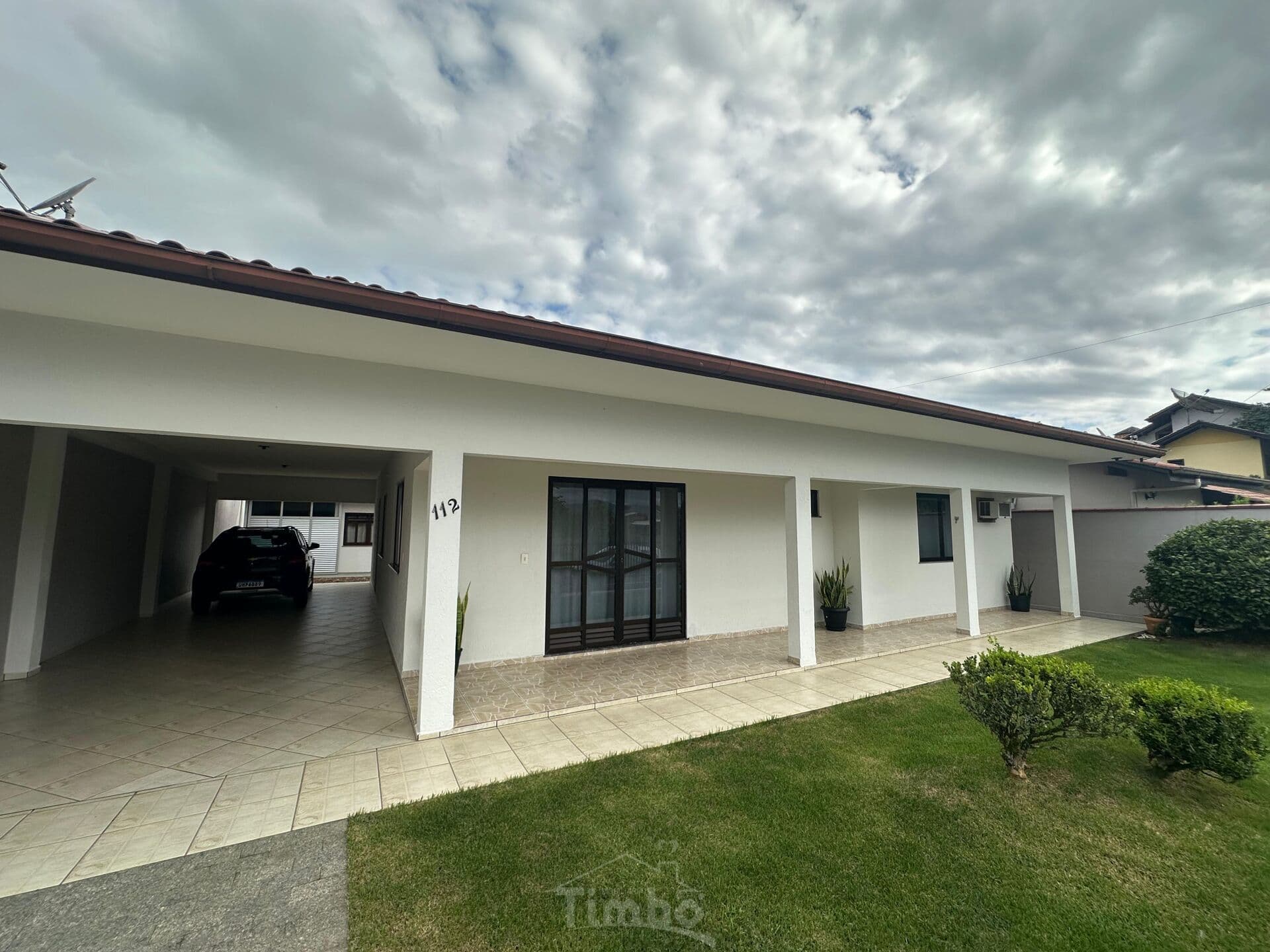 Casa em Indaial - Estados