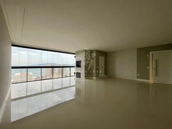 Apartamento à venda na praia de Perequê - Porto Belo/SC