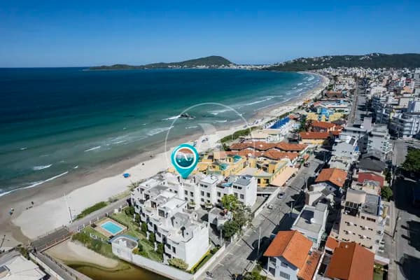 Apartamento Cobertura Triplex Frente Mar a Venda na Praia de Bombas - Bombinhas/SC