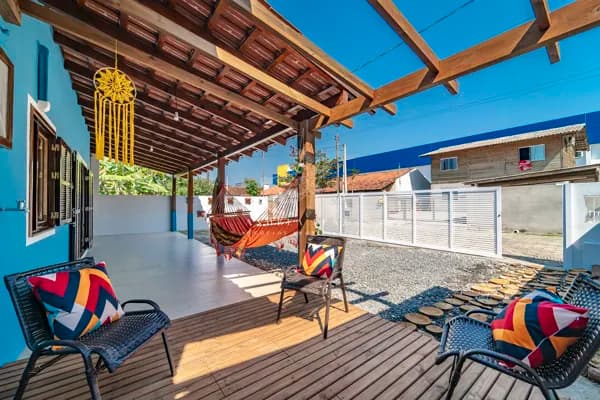 Linda casa na Praia de Morrinhos - Bombinhas - SC
