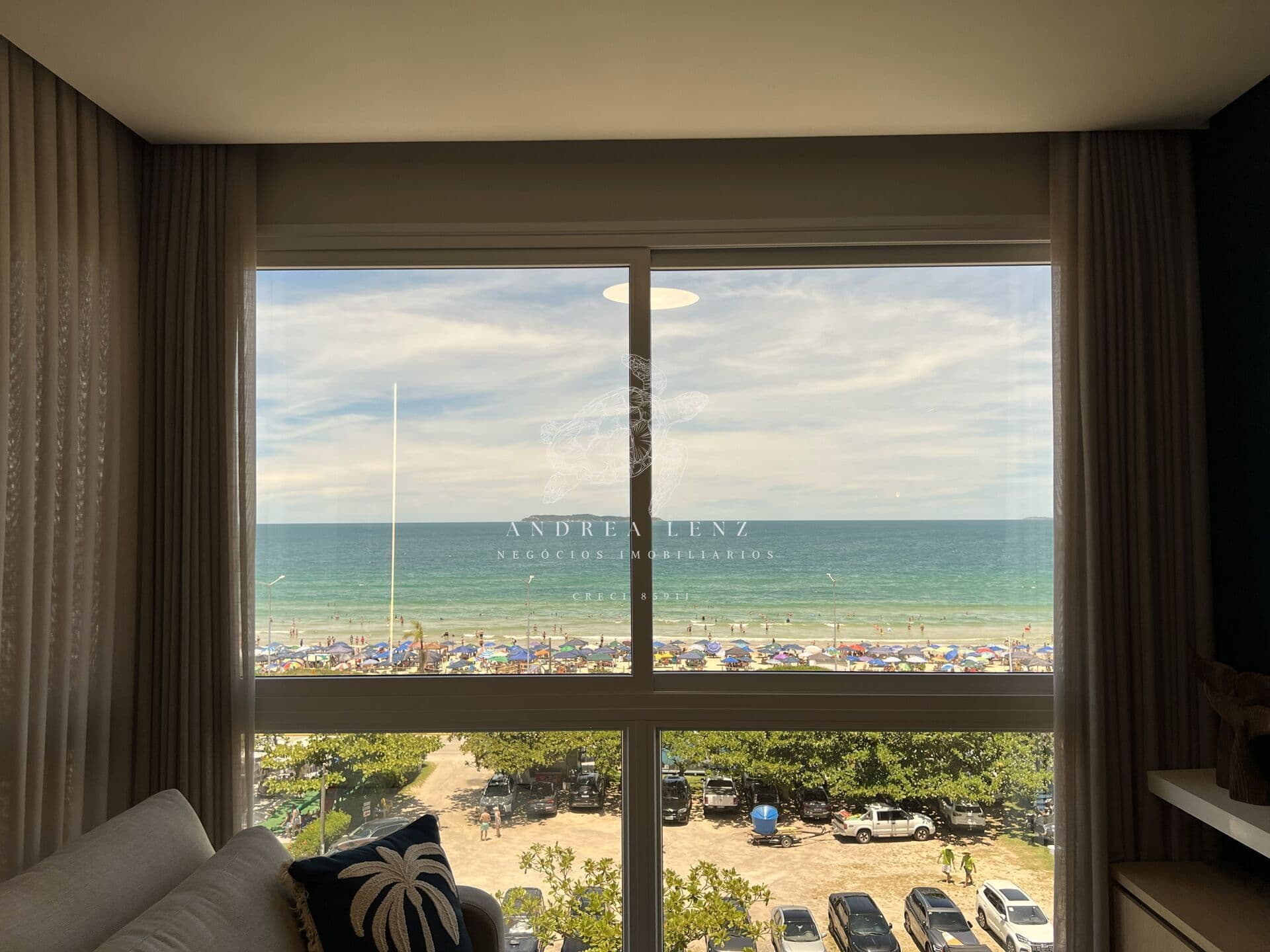 Apartamento Frente Mar na Praia de Mariscal - Bombinhas - SC