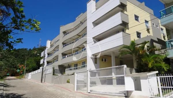 Apartamento Mobiliado a Venda no Centro de Bombinhas/SC