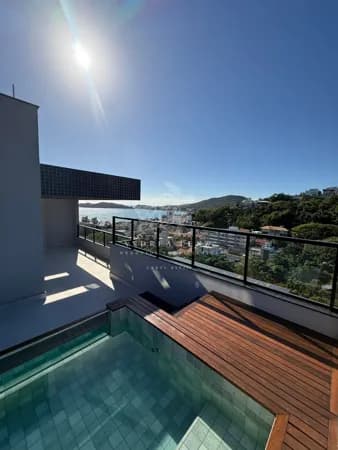 Cobertura com Vista Paradisiaca no Centro de Bombinhas/SC
