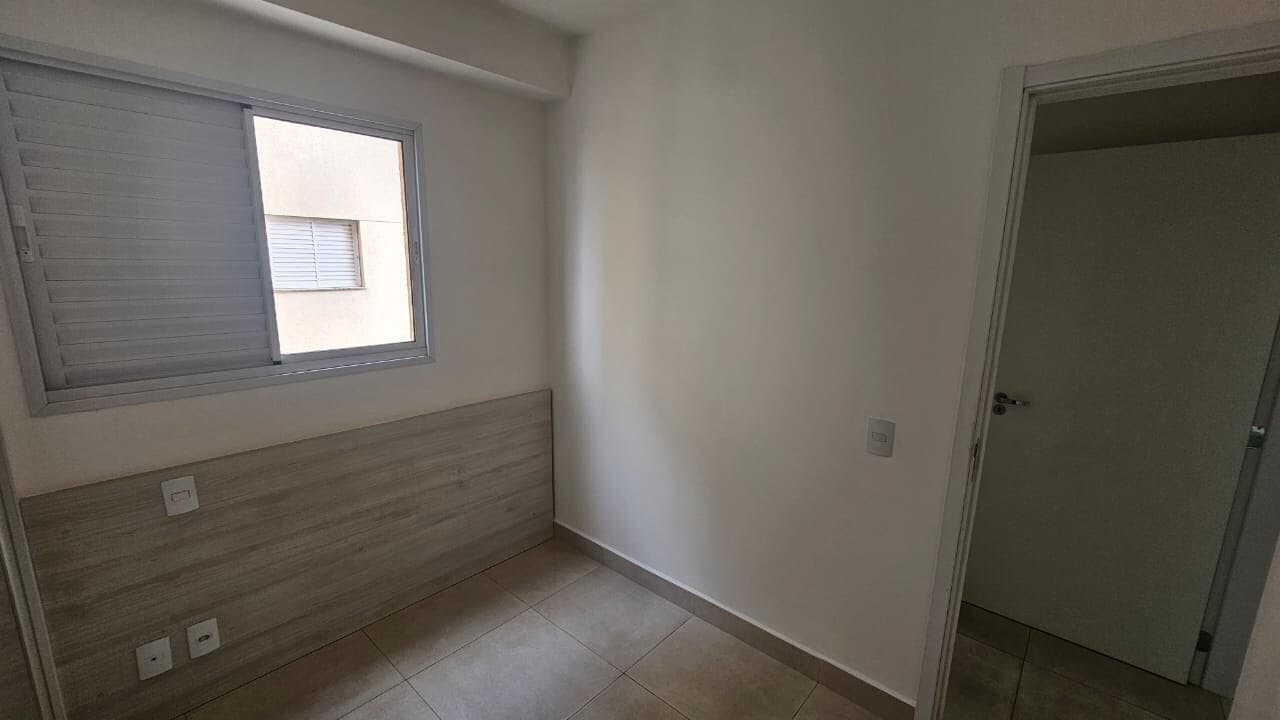 Apartamento à venda no bairro Vila Nova Cidade Universitária em Bauru/SP