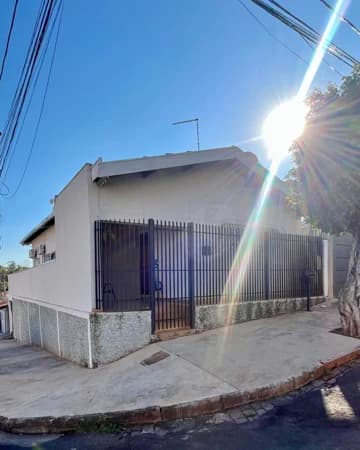 Casa à venda no bairro Jardim Estoril em Bauru/SP