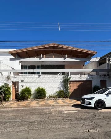 Casa à venda no bairro Vila Universitária em Bauru/SP