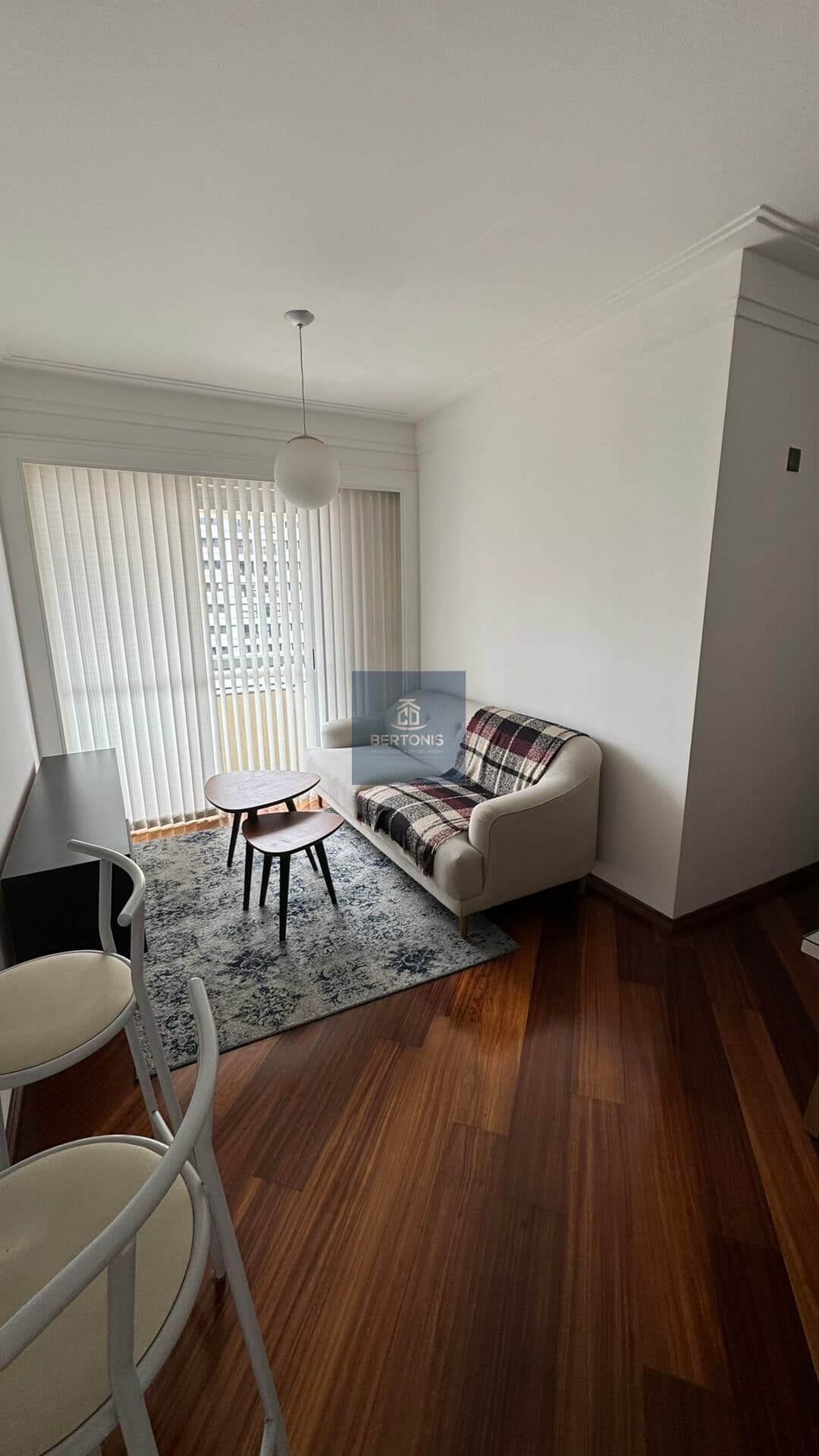 Apartamento com 2 dormitórios totalmente mobiliado no coração de Alphaville!