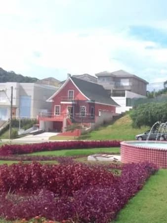 Casa Nova Estilo Europeu em Alphaville, Santana de Parnaíba/SP