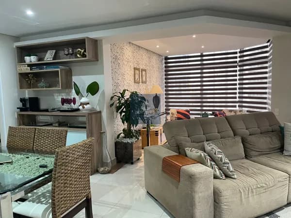 Lindo apartamento à venda totalmente mobiliado e reformado, no coração de Alphaville, ao lado da saída pra Rod. Castelo Branco
